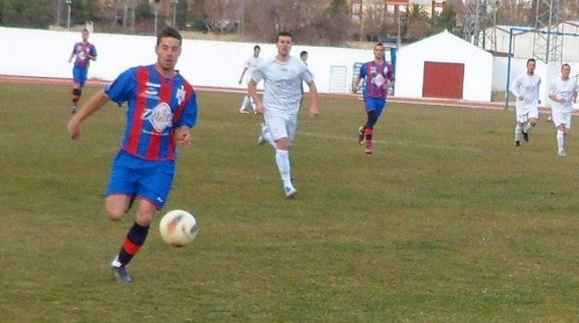 El CD Iliturgi vapulea al Villargordo (4-0)