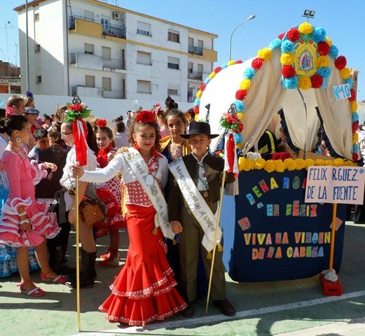La Romería Escolar gana en colorido, vitalidad y vistosidad