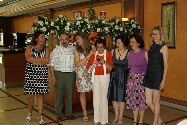 Mª Victoria Benayas, insignia de oro del IES Jándula