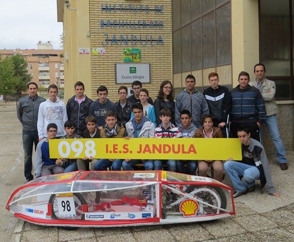 El vehiculo lince del IES Jándula, único representante andaluz de la Shell Eco Marathón
