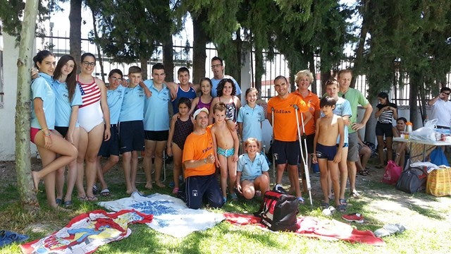 El Club Natación Andújar mejora sus prestaciones en el prestigioso trofeo de Baena