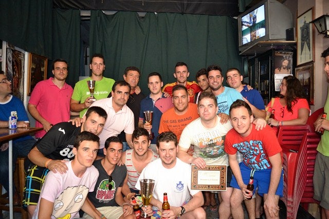 La Hermandad de la Paciencia se alza, por segunda vez, con el Torneo Intercofradías de fútbol sala