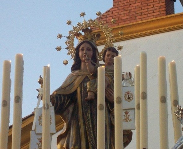 Enorme fervor popular en la procesión de la Virgen del Carmen