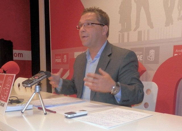 El PSOE sostiene que las subidas de tasas en el Ayuntamiento se deben a una mala gestión del gobierno local