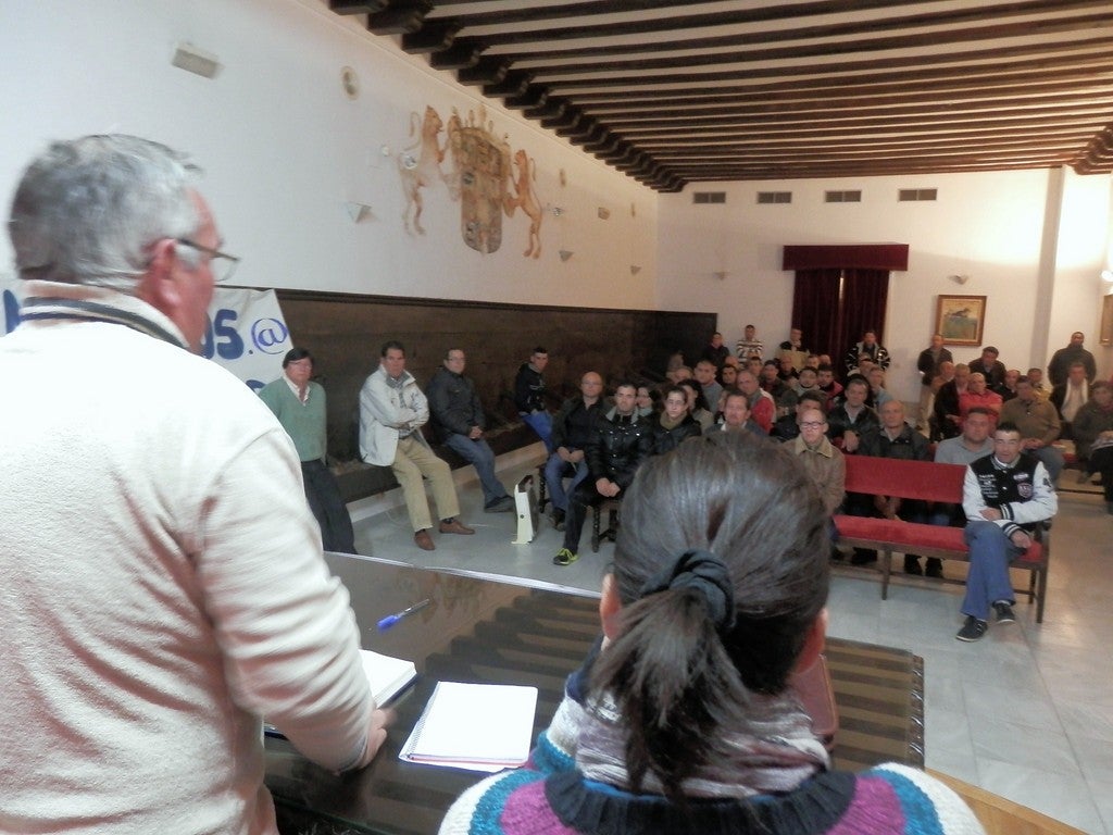 La Plataforma de Desempleados propone que Zumacares se transforme en residencia de tiempo libre para mayores