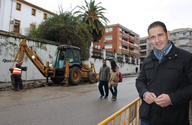 Continúan los trabajos de remodelación de Dr. Fleming