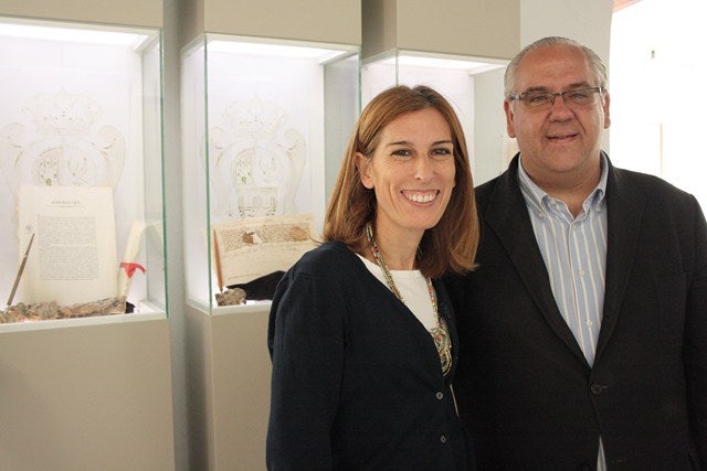 Siete siglos de historia sellados en la exposición 'Siete siglos en papel'