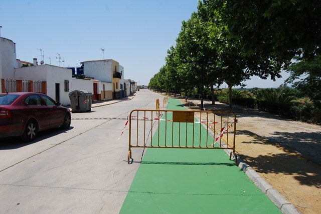 Avanzan las obras del carril bici en Villanueva