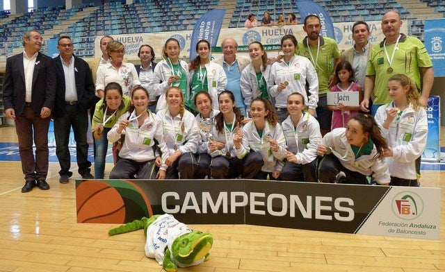 Nuevo éxito para el baloncesto femenino en Andujar con la selección jienense