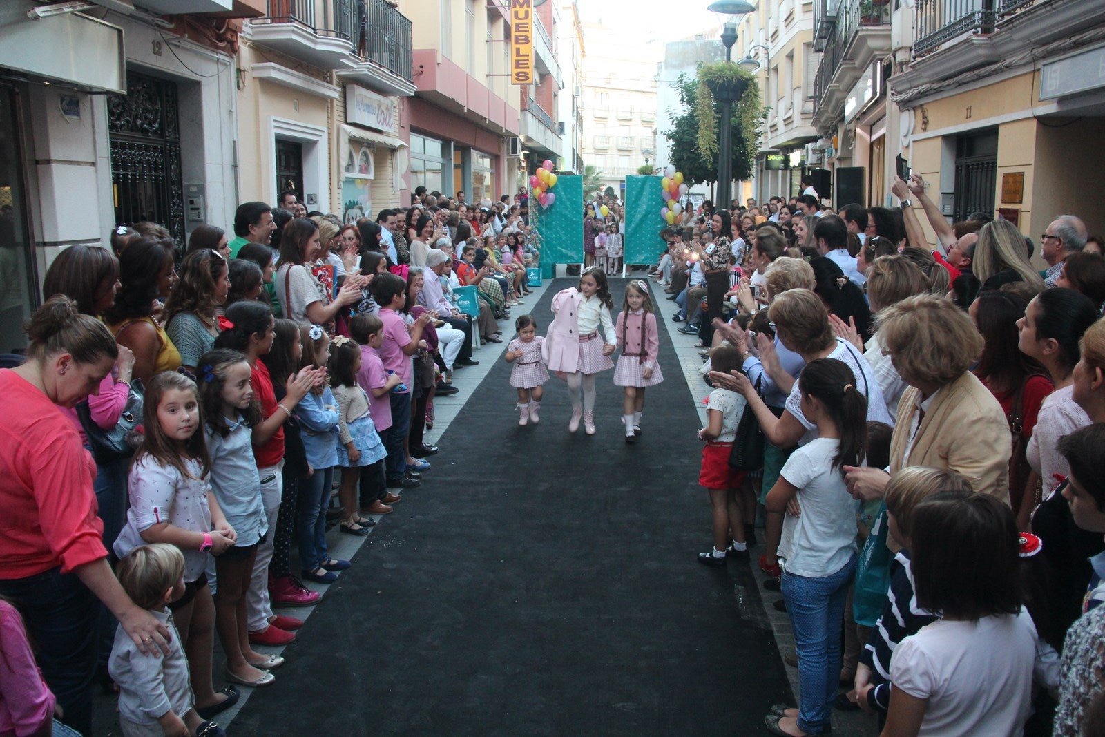 Andújar Fashion Day echa la gente a la calle para dinamizar el sector comercial