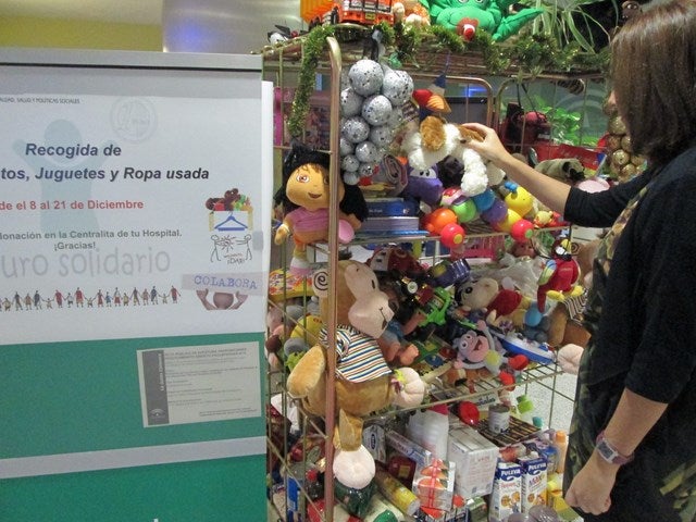 El Hospital Alto Guadalquivir organiza una campaña de recogida de alimentos, productos de higiene y juguetes