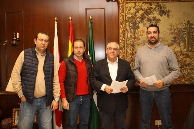 Renovación del Plan de Movilidad Municipal para las Pedanías y La Parrilla que ha supuesto 14.400 servicios a los vecinos desde 2010