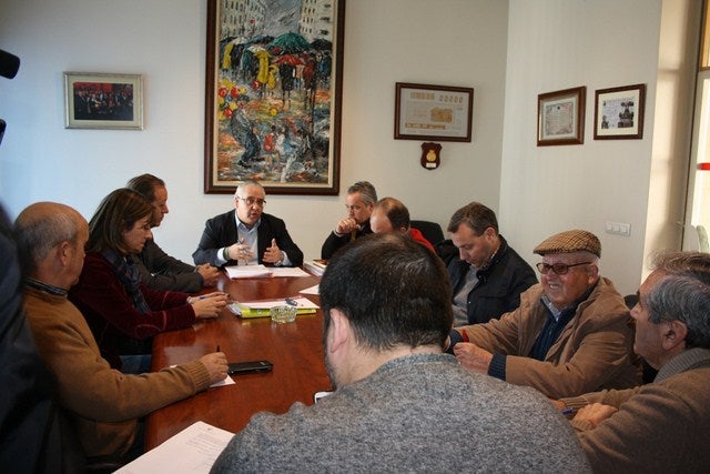 El alcalde es elegido por unaniminad presidente de la Junta de Compensación del Sector 2 de Innovandújar