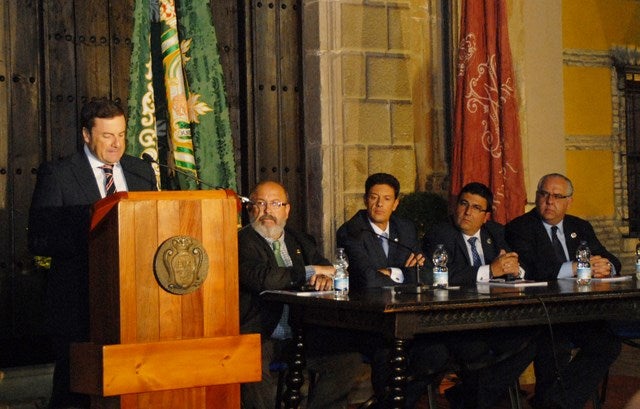 La revista Mirando al Santuario recoge la historia, reflexiones y vivencias de la Romería