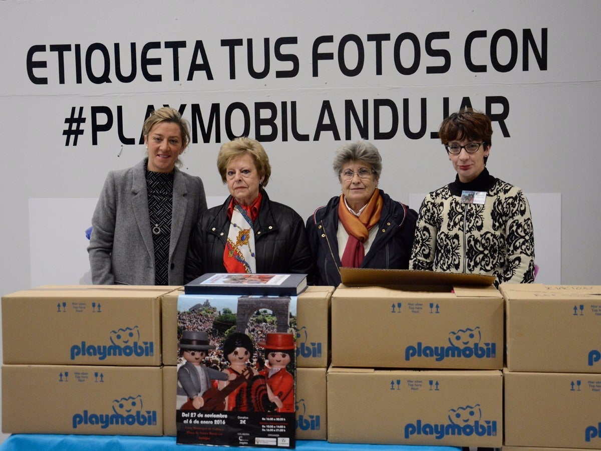 La exposición de Playmobil permite entregar 200 cajas de juguetes para niños sin recursos