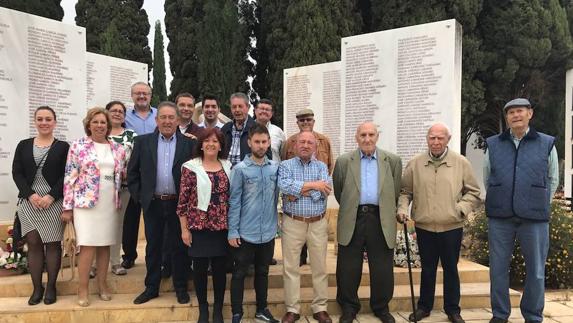 La Asociación para la Memoria Histórica de Jaén conmemora los 86 años de la II República