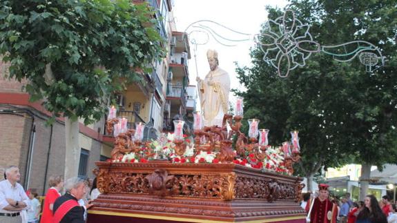 La procesión de San Eufrasio gana en realce al ser fiesta local en Andújar
