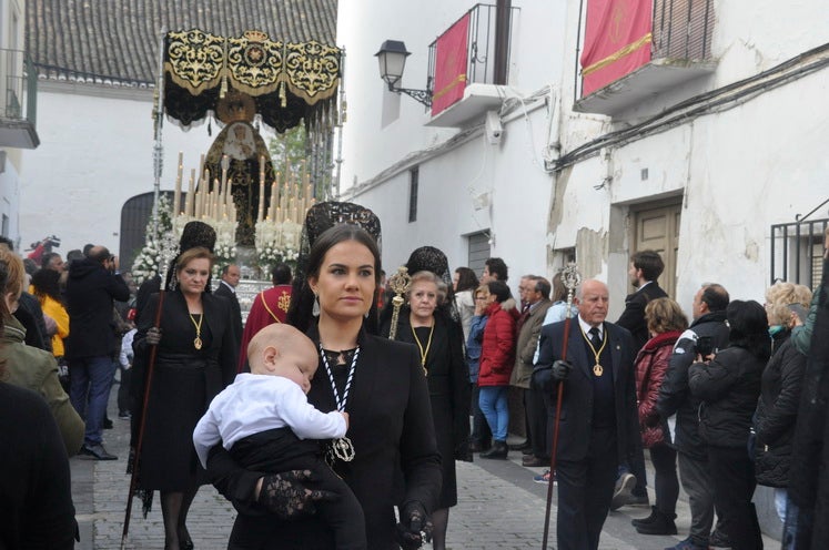 Fotos: La Cofradía de Santiago realiza una excelente estación de penitencia