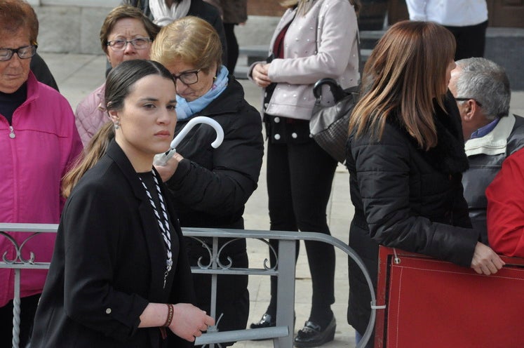 Fotos: La Cofradía de Santiago realiza una excelente estación de penitencia