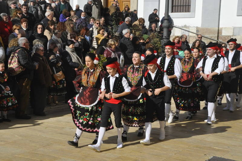 Los bastetanos celebran el '¡Baza, Qué!' y el día de Santa Bárbara