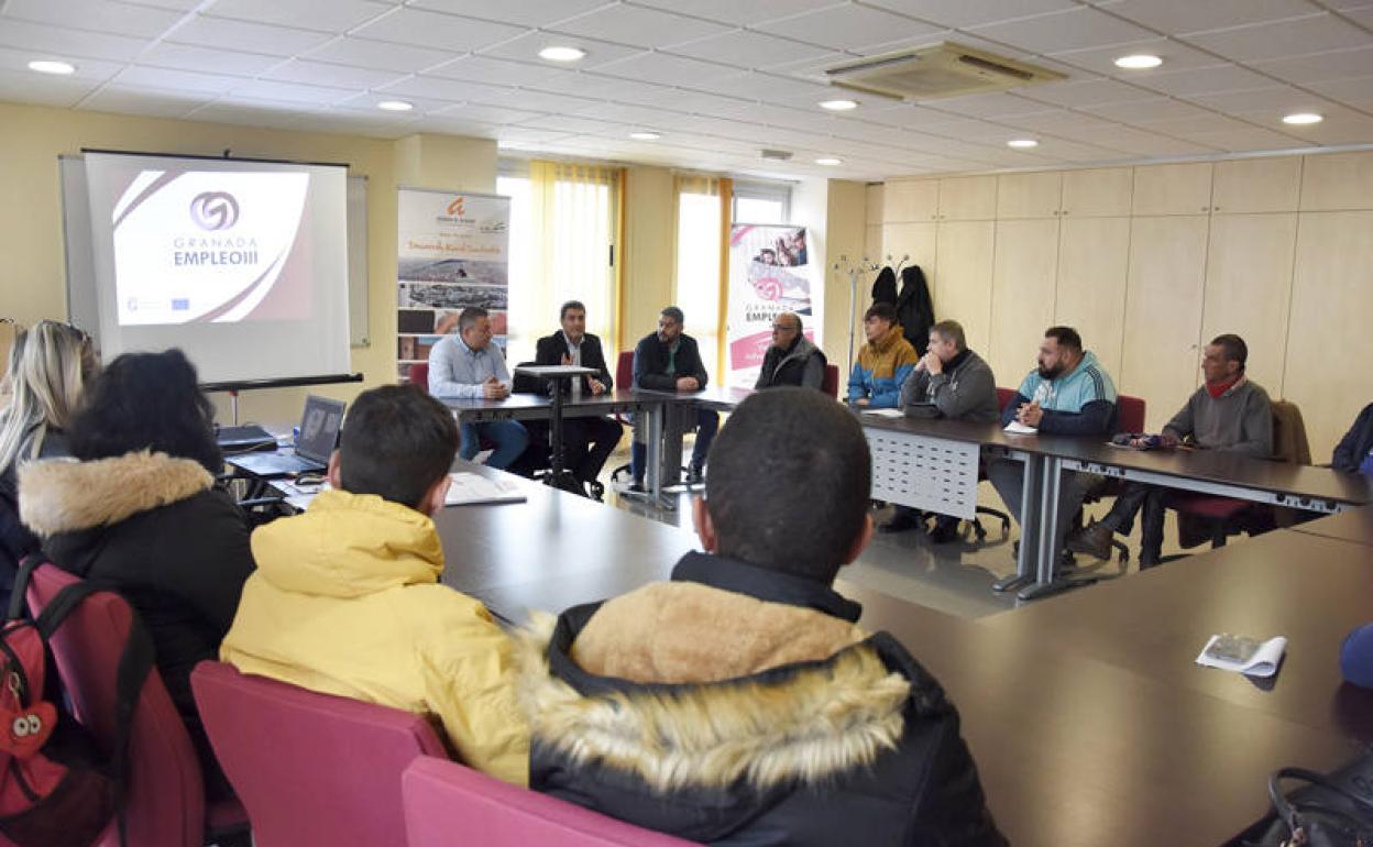 Sesión de bienvenidos a los alumnos del curso 
