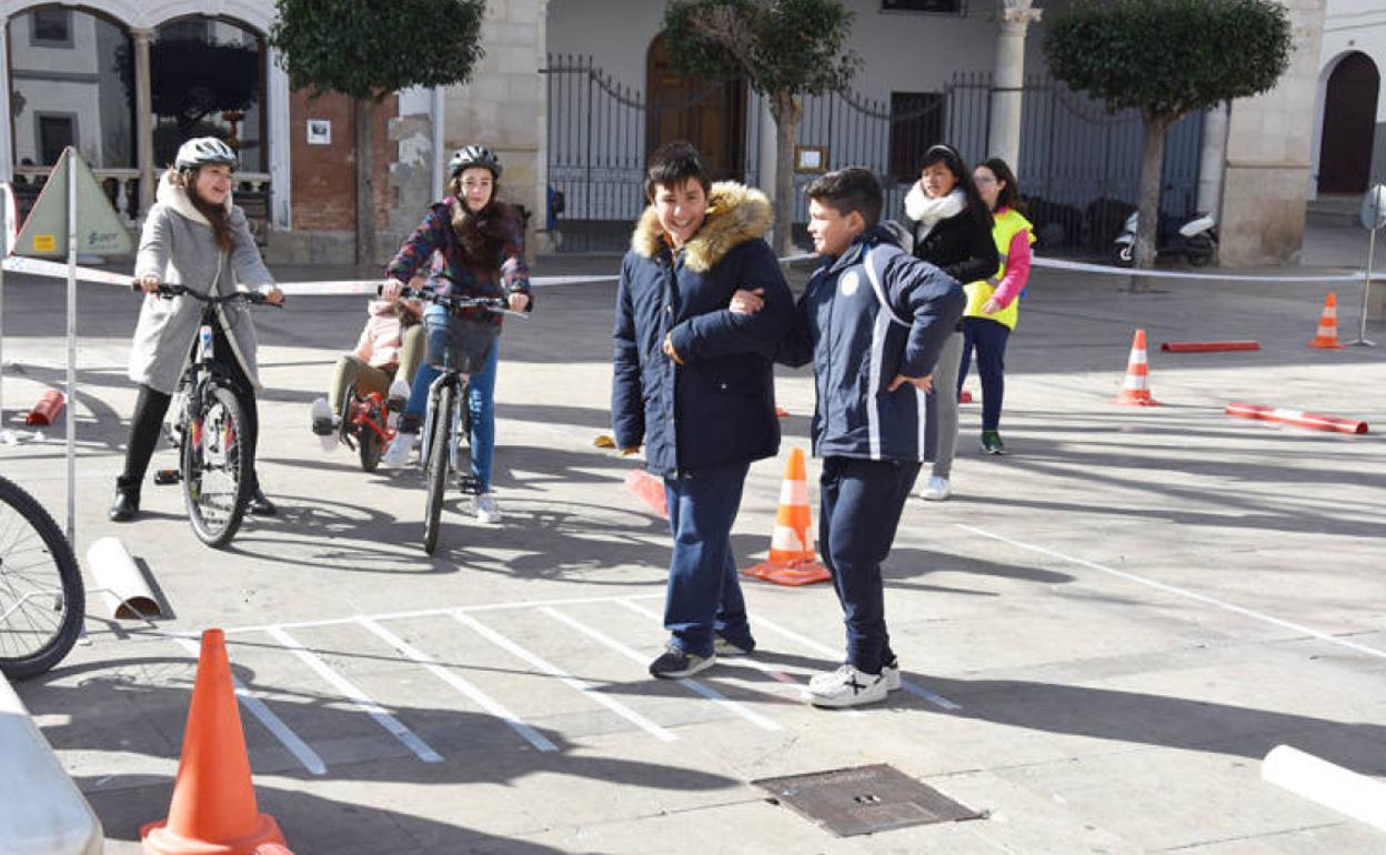 Taller de seguridad vial en la Plaza Mayor. 