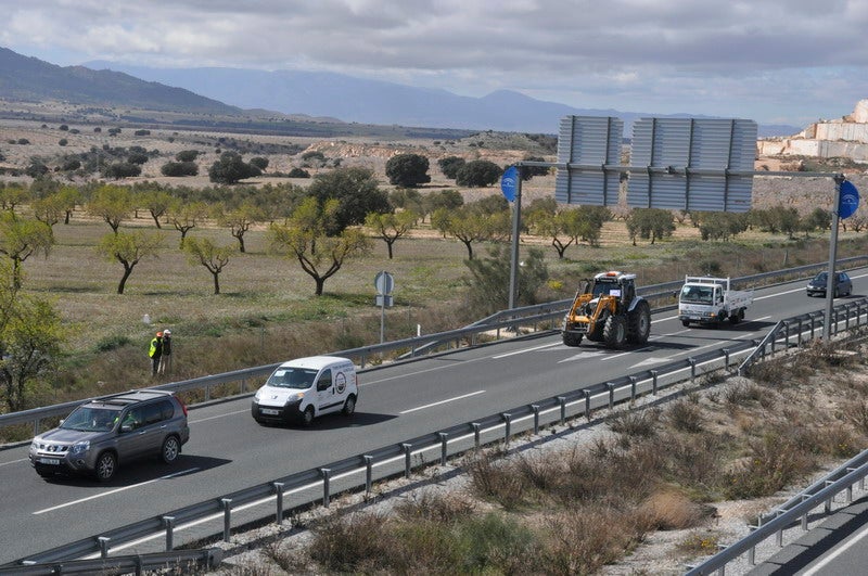 Decenas de tractores marcharon en el norte de la provincia.