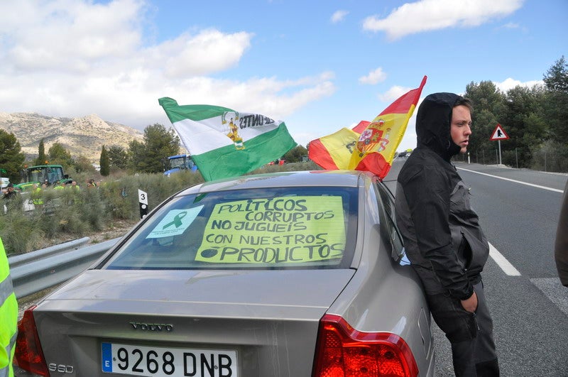 Decenas de tractores marcharon en el norte de la provincia.