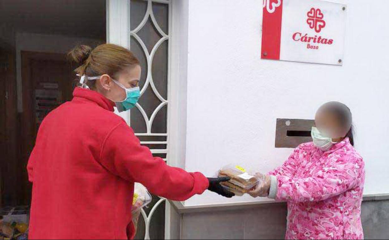 Cáritas Baza atiende a 202 personas que necesitan ayuda