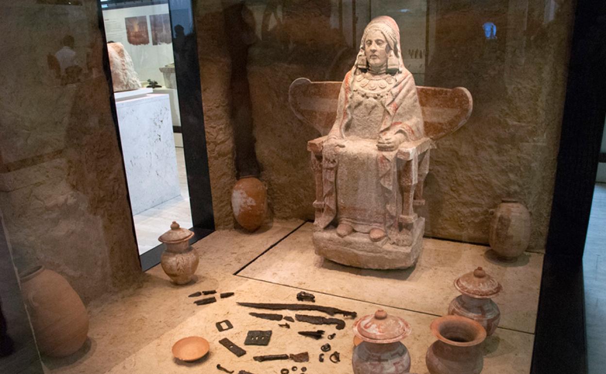 La Dama de Baza en su actual ubicación en el Museo Arqueológico Nacional 