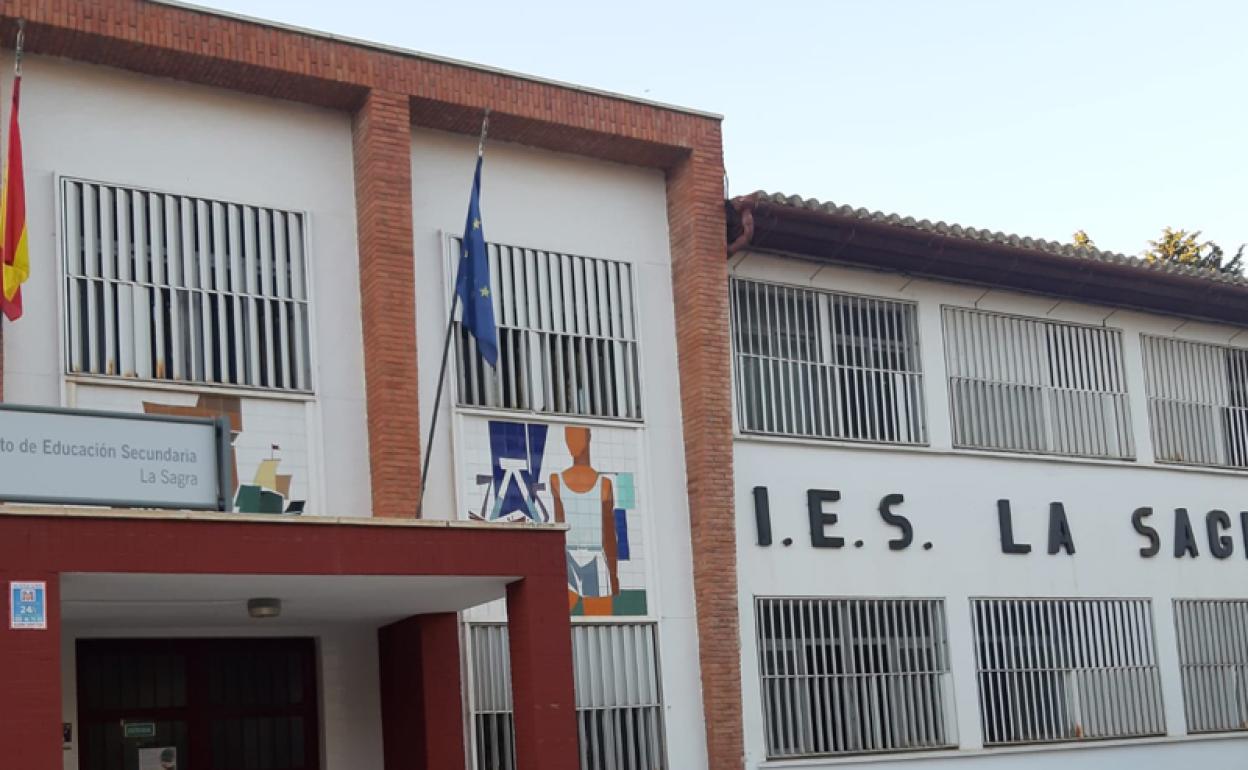 El PSOE de Huéscar critica que el IES la Sagra permanezca abierto