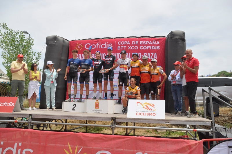 El ciclista bastetano que ganó el bronce en Tokio 2020 se luce en casa.