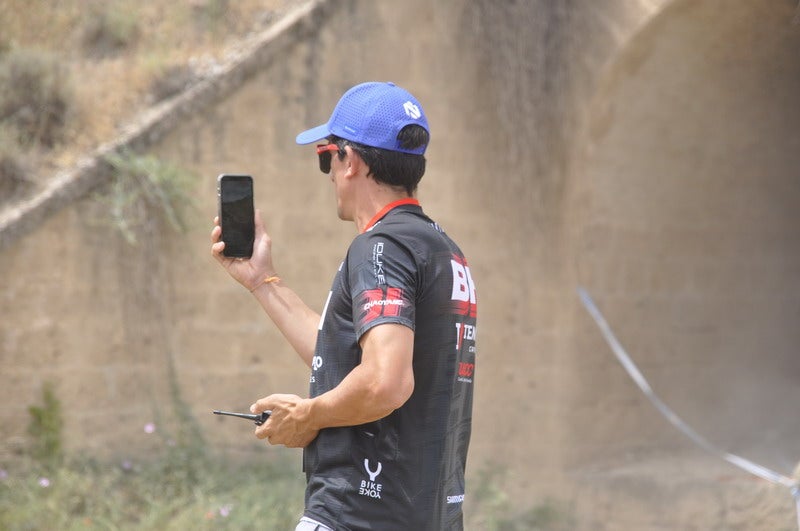 El ciclista bastetano que ganó el bronce en Tokio 2020 se luce en casa.