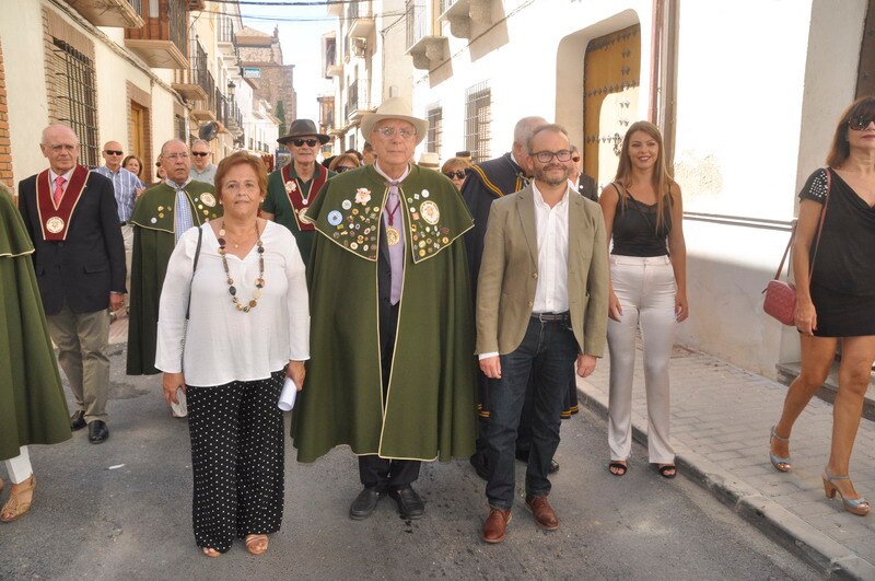 Una exhibición de sevillanas o el homenaje a título póstumo a Antonio Muñoz Jaunenes componen el acto.