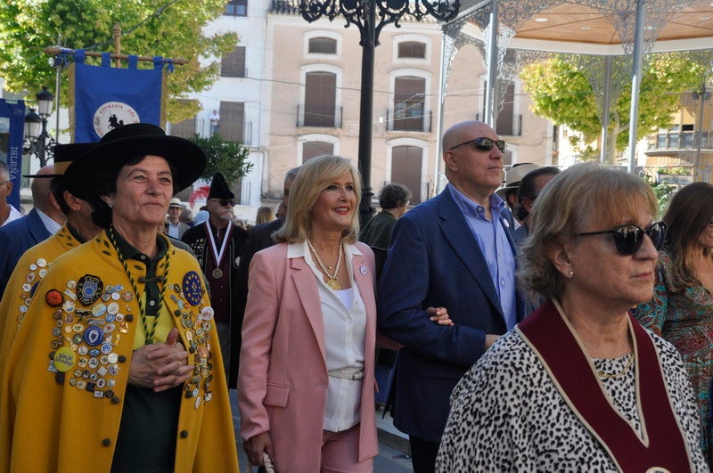 Una exhibición de sevillanas o el homenaje a título póstumo a Antonio Muñoz Jaunenes componen el acto.