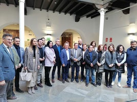 Asistentes a la reunión de Baza para reclamar la autovía del Almanzora hasta Baza