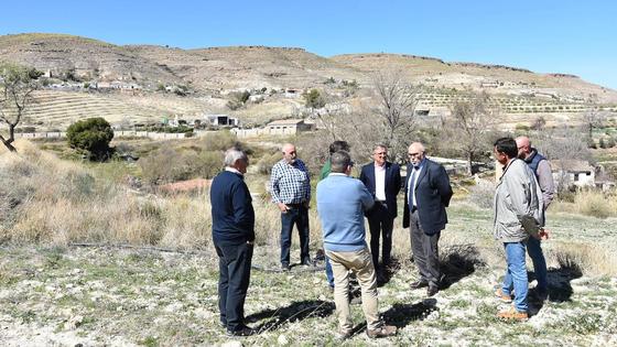 Cuatro comunidades de regantes diseñan un plan para 6.700 hectáreas de Baza