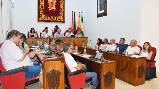 El PP de Baza arremete contra la oposición, a la que acusa de bloquear el ayuntamiento