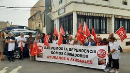 Protesta de las auxiliares de ayuda a domicilio de Cúllar