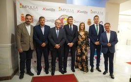 El deldegado del Gobierno, el alcalde de Baza y demás autoridades.