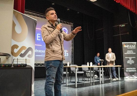 Uno de los especialistas participantes en las jornadas de ciberseguridad