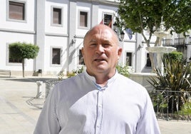 Rafael Azor, antes concejal de Vox, ahora no abscrito