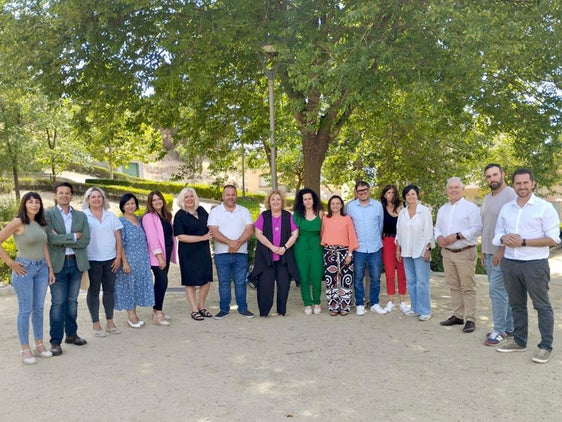 Diputados del PSOE y alcaldes y concejales de las comarcas de Baza y Huéscar