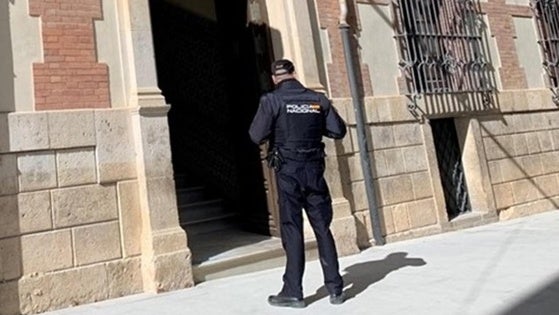 Dos detenidos en Baza por atracar a una mujer en el interior de un garaje