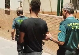 Uno de los detenidos en Baza.