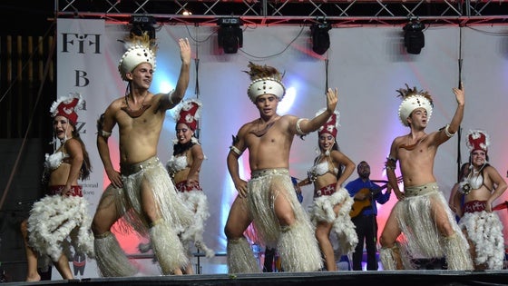 El mejor folklore del mundo reúne a 3.000 personas en Baza