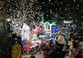 Los Reyes Magos por la Avenida José de Mora