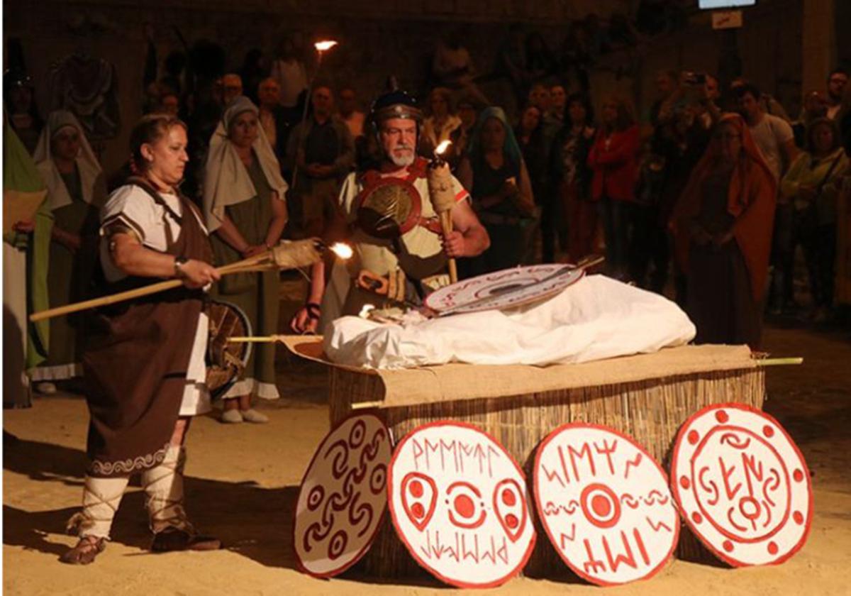 La Asociación Íbera por la Dama de Baza participa en la II Muestra Romana de Sagunto