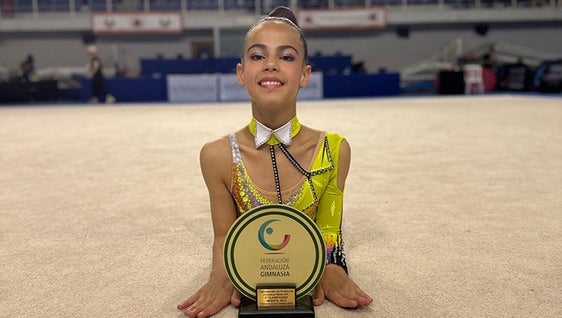 Éxito del Club Rítmica Baza Dentia en el Campeonato de Andalucía Base en Chiclana