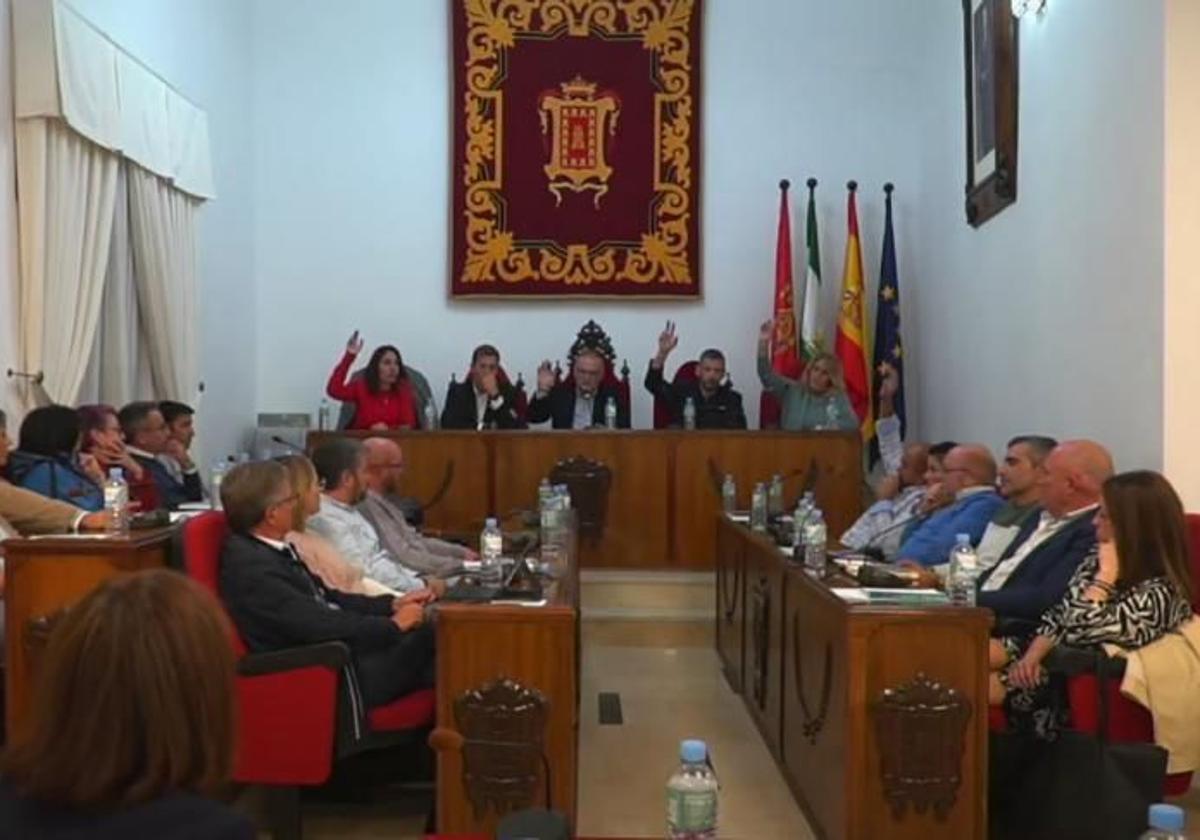 El Ayuntamiento de Baza intenta aprobar los presupuestos en un pleno urgente